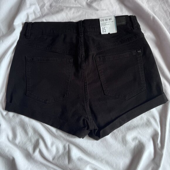 BRAND NEW Garage Retro High Waisted Black Shorts - Picture 3 of 4